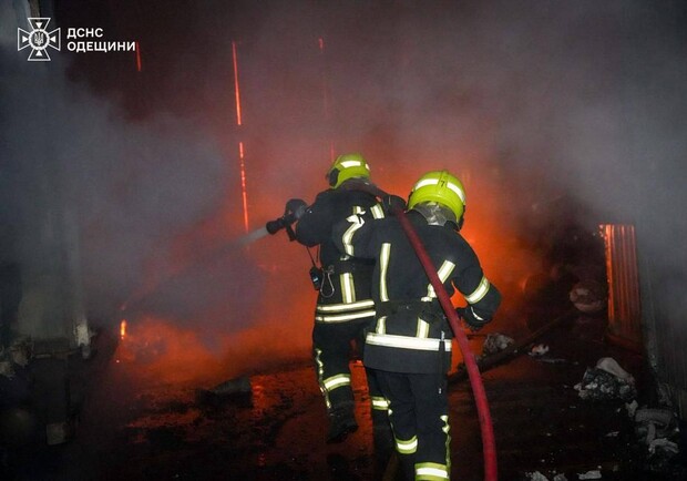 Вночі росіяни знов атакували Одещину: під ударом опинився Одеський район 