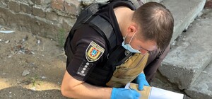 В Одесі жінка викинула новонароджену дитину з вікна гуртожитку: її затримала поліція