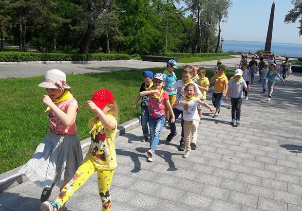 Дети на экскурсии. 