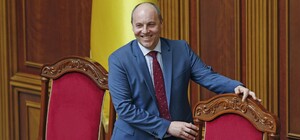 Петиция о присвоении Андрею Парубию звания Героя Украины собрала более 25 тысяч голосов