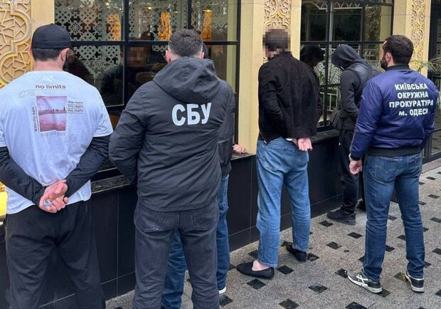 Затримання злочинців, які вимагали неіснуючий борг. 