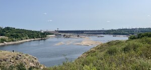 Инспекторы проверили температуру реки Днепр в Запорожье: где самая теплая