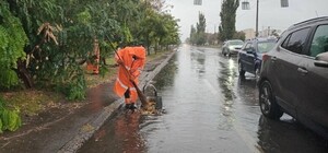 Изменения в движении электротранспорта и затопление улиц: последствия непогоды в Одессе
