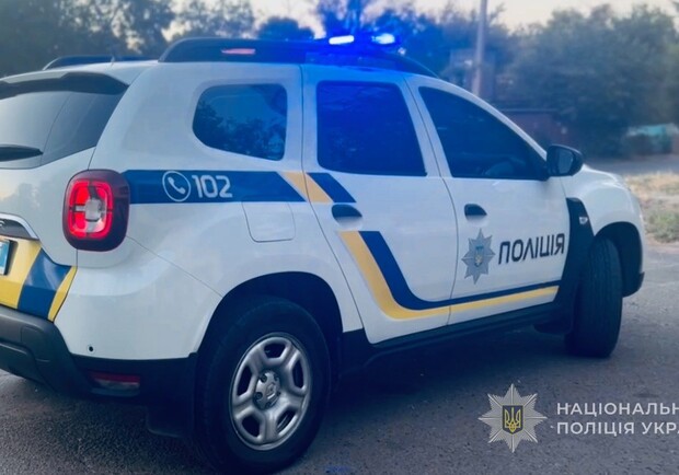 В Одессе юноша ударил ножом мужчину из-за обиды подруги: полиция сообщила о подозрении 