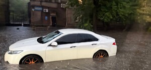 Синоптики пояснили причину масштабних дощів і повені в Одесі