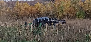 В Балаклейском районе подорвался трактор: что с трактористом