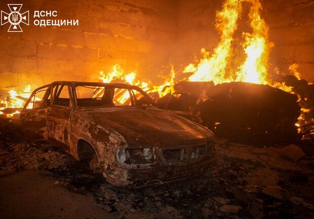  Ворог вдарив по цивільній інфраструктурі Одеси: подробиці 