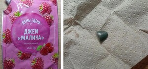 Жах у Дніпрі: в пакетику малинового джему знайшли шматок нігтя