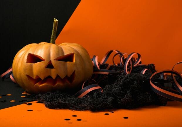 Хэллоуин 2025: Дата, история и полный гайд, как устроить идеальную мистическую вечеринку 