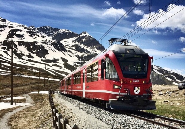 Бесплатные поездки от "Укрзализныци": как украинцам воспользоваться программой УЗ 3000. 