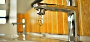 У Самарському районі Дніпра боржникам відключатимуть воду: адреси та поради