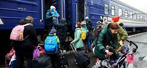 У Межівській громаді на Дніпропетровщині розпочалася обов’язкова евакуація: кого вивозять і як діяти