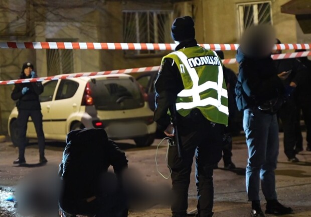 Поліцейські на місці стрілянини. 