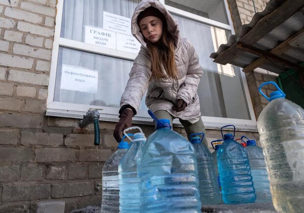 По Одесі діють локальні відключення води: де саме немає водопостачання та коли його відновлять 