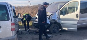 У ДТП біля Львова постраждав водій мікроавтобуса
