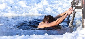 На Крещение в Запорожье разрешат купание на трех официальных локациях