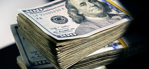 Курс долара в Україні зростає: які прогнози