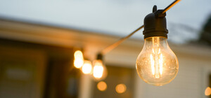 У ДТЕК пояснили, чому в Україні знову вимикають світло