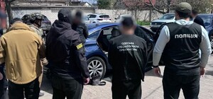 В Одесской области задержали военного радиотелефониста и его знакомую: за что