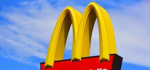 Баффет веде переговори з McDonald's про відкриття мережі ресторанів у Харкові
