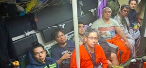 РФ обстреляла гражданское судно в Одесской области: пострадали члены экипажа