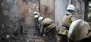 Очередная ночная атака на Одесщину: вражеские дроны попали в дома и газопровод, погибла