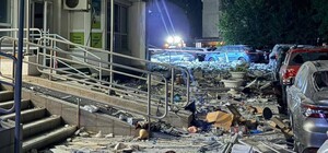 Массированный удар по Одессе: получила повреждения многоэтажка, пострадали люди