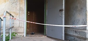 В Одессе в парадной дома обнаружили убитую женщину: подозреваемую в преступлении задержали