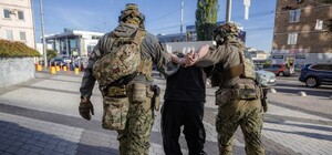 Корректировал обстрелы и готовил теракт: СБУ задержала 18-летнего одессита