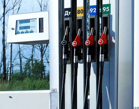 Одесситы могут быть спокойны - бензин не растет в цене. Фото-pic.auto.mail.ru