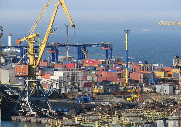 Одесский порт в этом году должен заработать больше, чем в прошлом.
Фото - federation.org.ua.