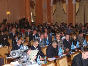 Теперь депутатам придется смотреть своим избирателям в глаза. Фото-timer.od.ua