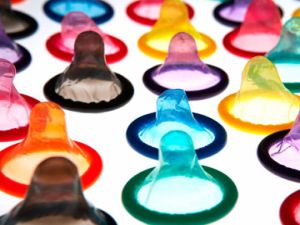 Презервативы и памперсы не исчезнут с одесских прилавков. Фото-podrobnosti.ua
