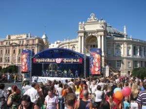 Традиционно в праздник одесситов поздравляют концертами. Фото с сайта: odessa.ua
