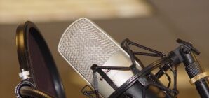 На Луганщине мэр города станет ди-джеем на радио