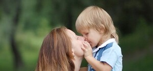 Луганчанка  Алена Тихонова была кормящей мамой  больше 3 лет - сейчас дает советы и фотографирует