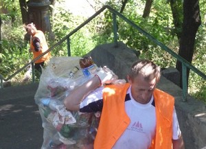 Коммунальщикам есть чем заняться перед праздником. Фото с сайта: odessa.comments.ua