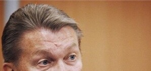 Блохин забрал к себе половину 