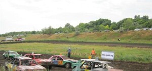 Выходные в Запорожье: получаем дозу адреналина на гонках на выживание и идем на фолк-фестиваль