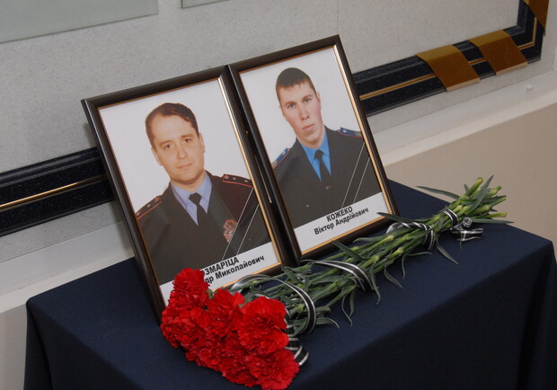 В Одессе простились с погибшими милиционерами.
Фото - МВД.
