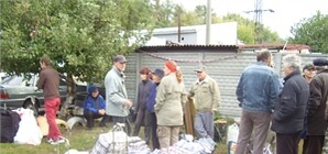 Милиция разогнала блошиный рынок на Куреневке