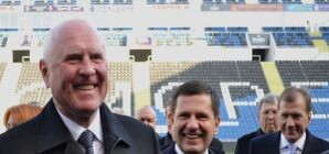 Янукович в Одессе: Климов доказал, что любит футбол больше чем деньги