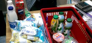 Персонал донецкого супермаркета o просроченных продуктах: 