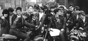 Одесские рокеры в косухах и с цепями устроят спортивно-алкогольный флешмоб у моря