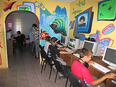 В одесских гейм-клубах будуд "гонять" детей. Фото с сайта: dddkursk.ru