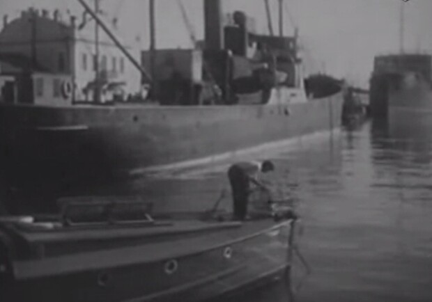 Одесса 77 лет назад. Фото - PrtSc видео. 