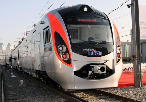 В Одессу можно будет доехать на комфортном поезде корейского производства.  Фото - railway-publish.com
