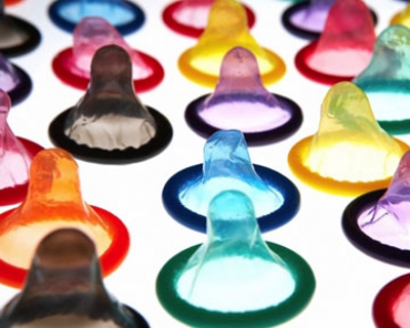 В Одессе раздадут бесплатные презервативы.
Фото - chitay.net.