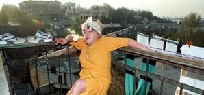 Олег Филимонов предстал в образах 300 женщин