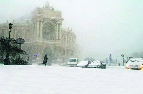 Несмотря на то, что по календарю уже весна, синоптики спрогнозировали снег в Одессе. Фото - segodnya.ua